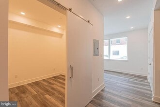 1245 Ridge Ave in Philadelphia, PA - Building Photo - Building Photo