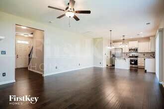 78 W Lumber Ct in Clayton, NC - Building Photo - Building Photo