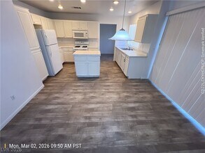 3319 Syvella Ct in Las Vegas, NV - Foto de edificio - Building Photo