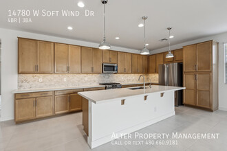 14780 W Soft Wind Dr in Sun City West, AZ - Building Photo - Building Photo