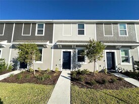 3030 Skyline Lp in Kissimmee, FL - Building Photo