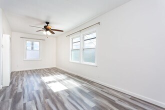 4520 Marlborough Dr in San Diego, CA - Building Photo - Building Photo