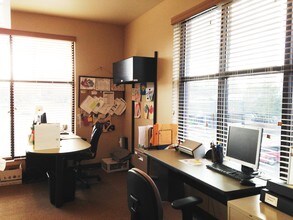 CCI in Salem, OR - Building Photo - Building Photo