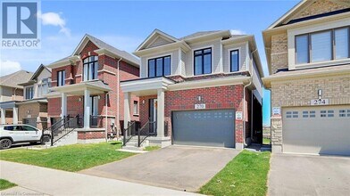 270 Newman Dr in Cambridge, ON - Building Photo - Building Photo
