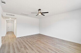 934 W Alamos Ave in Clovis, CA - Building Photo - Building Photo
