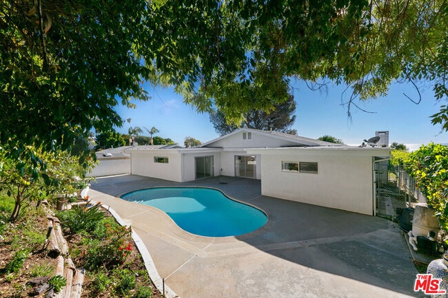 31617 Broad Beach Rd in Malibu, CA - Building Photo - Building Photo