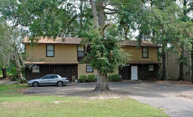 3280 Nekoma Ln in Tallahassee, FL - Building Photo - Building Photo