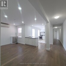 1 Brookdale Ave in Toronto, ON - Building Photo - Building Photo