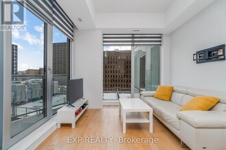 805-805 Carling Ave in Ottawa, ON - Building Photo - Building Photo