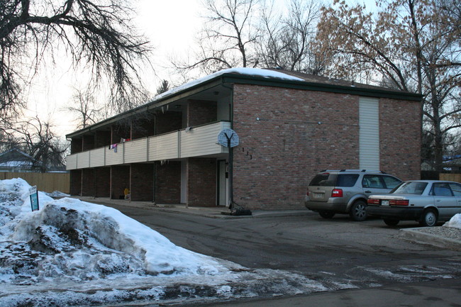 131 S Jefferson Ave in Loveland, CO - Foto de edificio - Building Photo