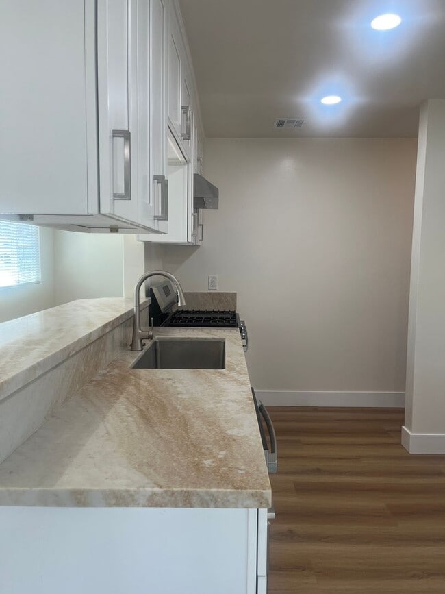 7931 Ronald Drive in Huntington Beach, CA - Building Photo - Building Photo