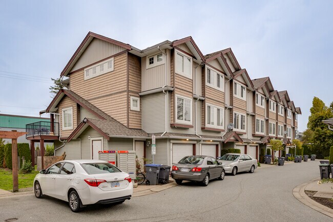 The Grange in Surrey, BC - Building Photo - Primary Photo