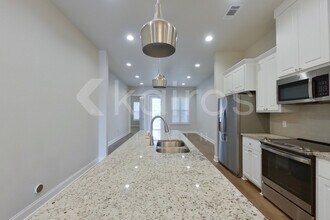 15703 Boothy Ln in Baton Rouge, LA - Building Photo - Building Photo