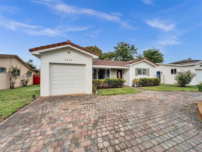 5405 McKinley St in Hollywood, FL - Building Photo - Building Photo