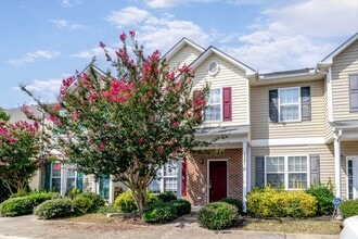 8321 Glenwood Springs Ct in Raleigh, NC - Building Photo - Building Photo