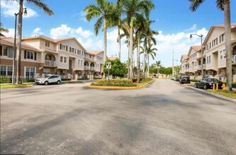 8882 W Flagler St in Miami, FL - Building Photo - Building Photo