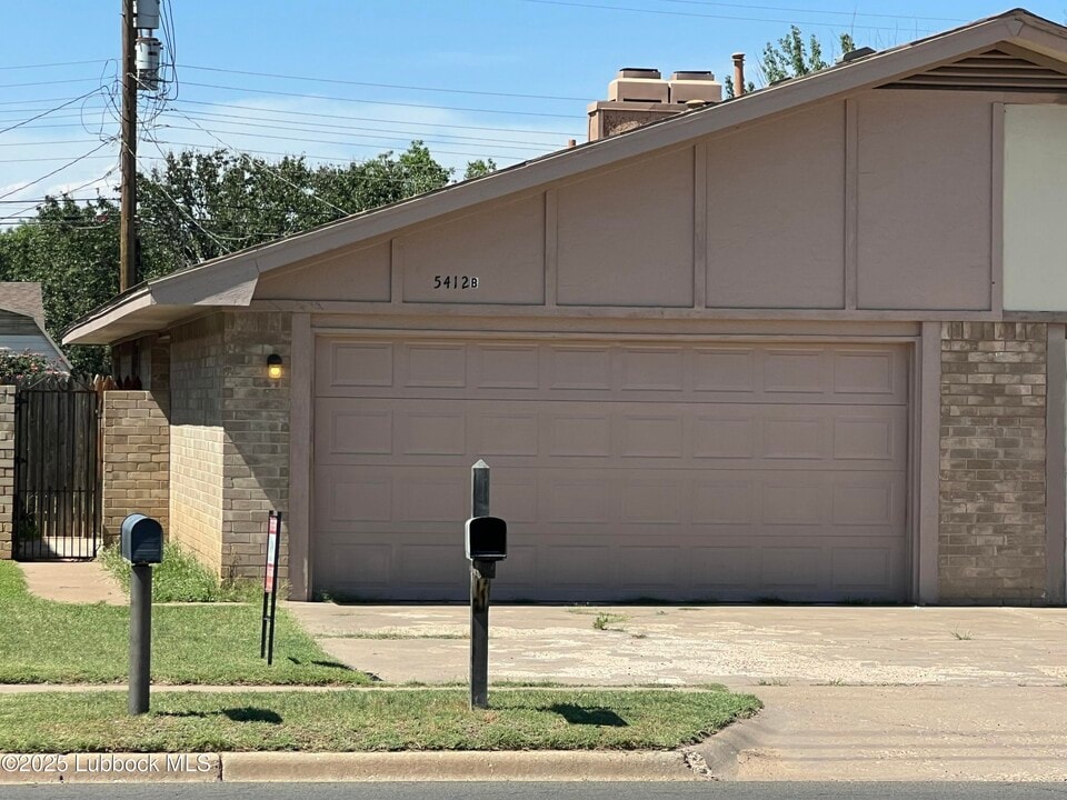 5412 34th St in Lubbock, TX - Building Photo
