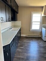 1715 N Main St, Unit Upper in Racine, WI - Building Photo