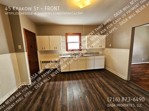 45 Krakow St in Buffalo, NY - Foto de edificio - Building Photo