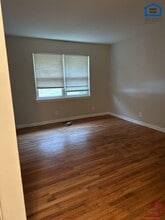 1231 Helena Dr in Chattanooga, TN - Foto de edificio - Building Photo