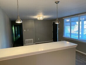 2630 Edwards Wy in Pittsburgh, PA - Building Photo - Building Photo