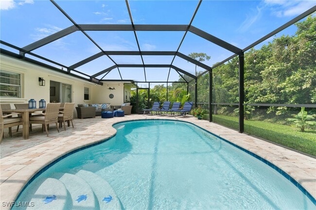 property at 2581 Poinciana St