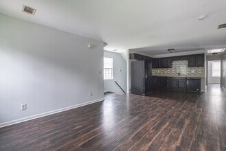 1607 Ralph David Abernathy Blvd SW in Atlanta, GA - Building Photo - Building Photo