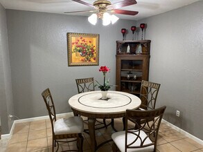 6614 Long Meadow Dr in Corpus Christi, TX - Building Photo - Building Photo