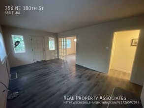356 NE 180th St in Shoreline, WA - Building Photo - Building Photo