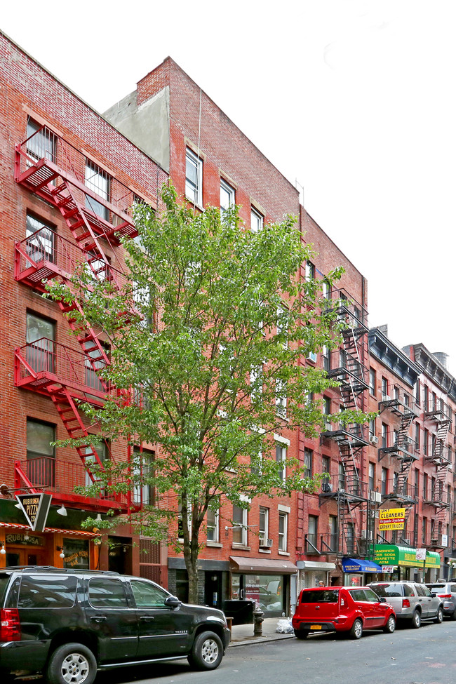 239 Mulberry St in New York, NY - Foto de edificio - Building Photo