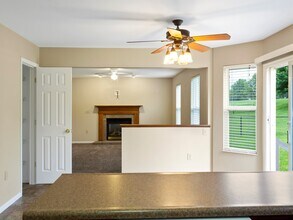 1528 Marietta Dr in Hebron, KY - Building Photo - Building Photo