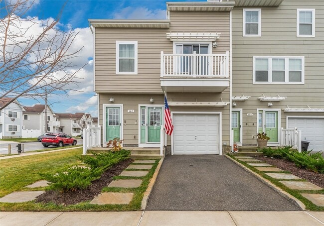property at 1-40 Compass Pl