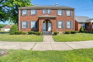 1224 W 7th St, Unit 1224 in Erie, PA - Building Photo