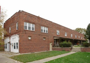 1262-1274 S High St in Columbus, OH - Foto de edificio - Building Photo
