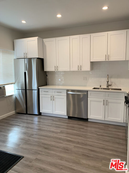 163 N Clark Dr in Beverly Hills, CA - Building Photo - Building Photo