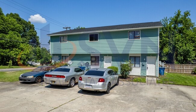 property at 301 S Guthrie Ave