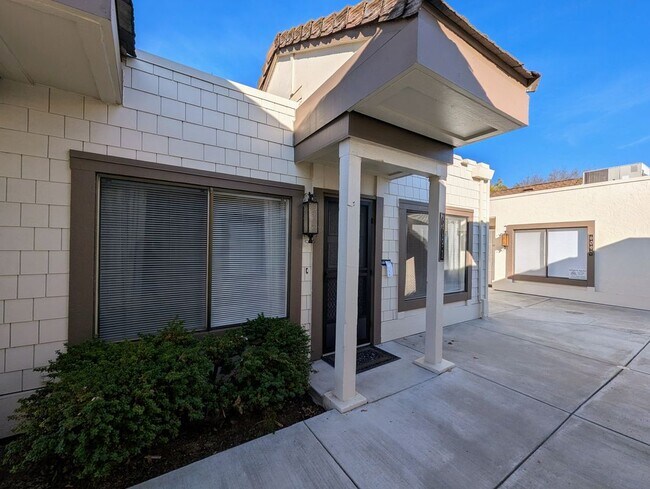 6091 Montgomery Ct in San Jose, CA - Foto de edificio - Building Photo