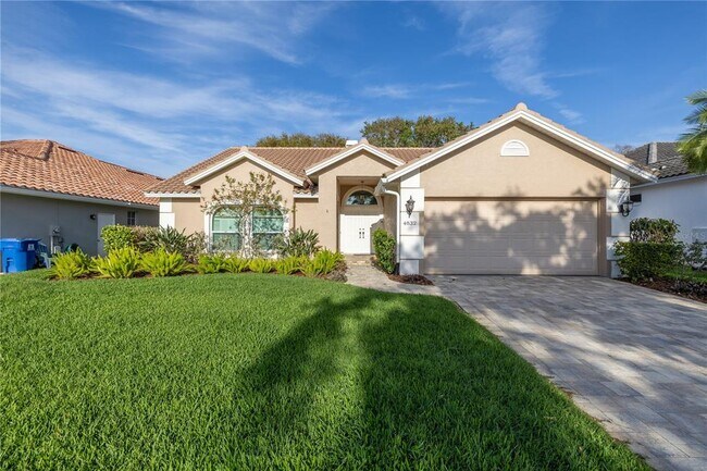 4832 Queen Palm Terrace NE in St. Petersburg, FL - Building Photo - Building Photo