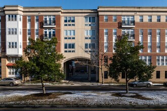 388 Boush St in Norfolk, VA - Building Photo - Building Photo