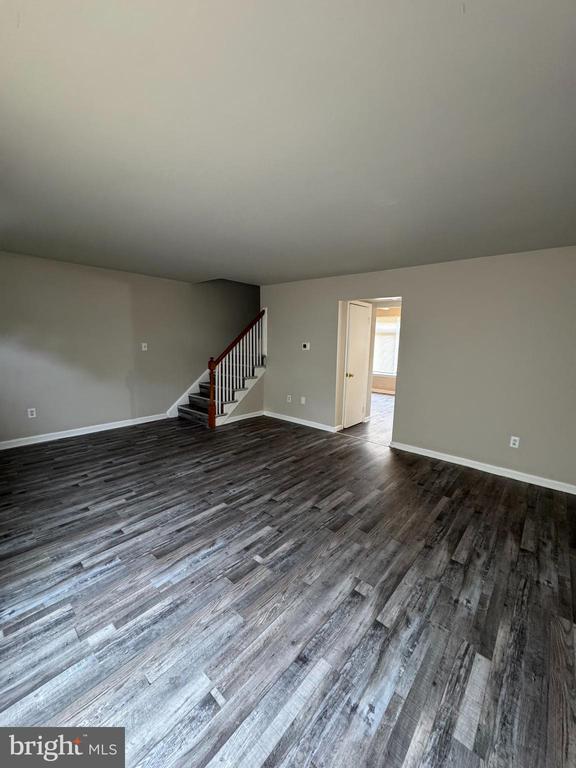 1919 Addison Rd S in District Heights, MD - Foto de edificio - Building Photo