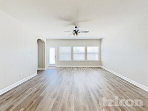 7708 Cottonwood Dr in Greenville, TX - Foto de edificio - Building Photo