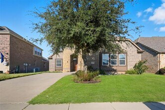 1165 Barberry Dr in Burleson, TX - Building Photo - Building Photo