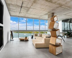 7934 West Dr, Unit #### in North Bay Village, FL - Building Photo