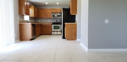 3833 Klondike Pl in Sanford, FL - Building Photo - Building Photo