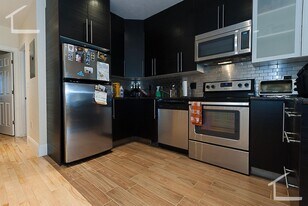 1197 Beacon St in Brookline, MA - Building Photo