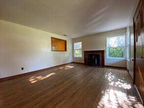 2415 E 4th St in Bloomington, IN - Building Photo - Building Photo