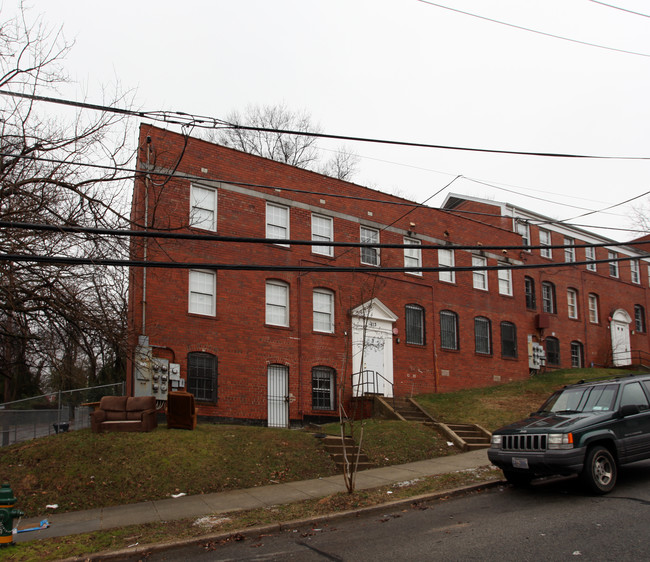 113 Wayne Pl SE in Washington, DC - Building Photo - Building Photo