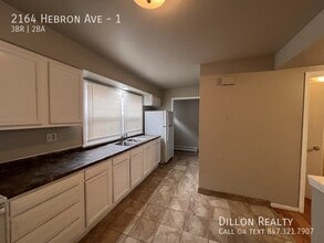 2164 Hebron Ave in Zion, IL - Building Photo - Building Photo