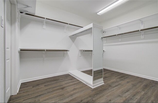 15607 Whispering Green Dr