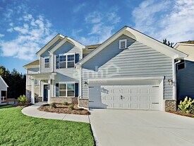 561 Camp dr in Dallas, GA - Building Photo